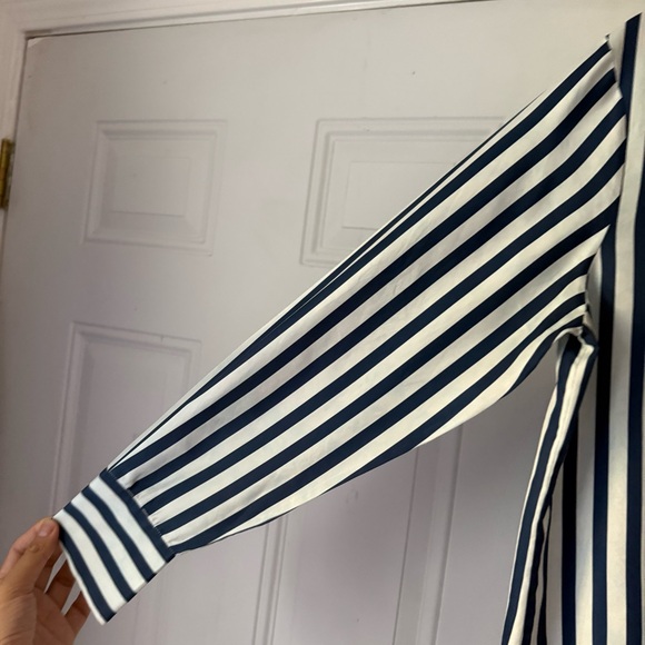 NWT LILYSILK blue white mulberry silk striped long sleeve button up shirt - Picture 2 of 9